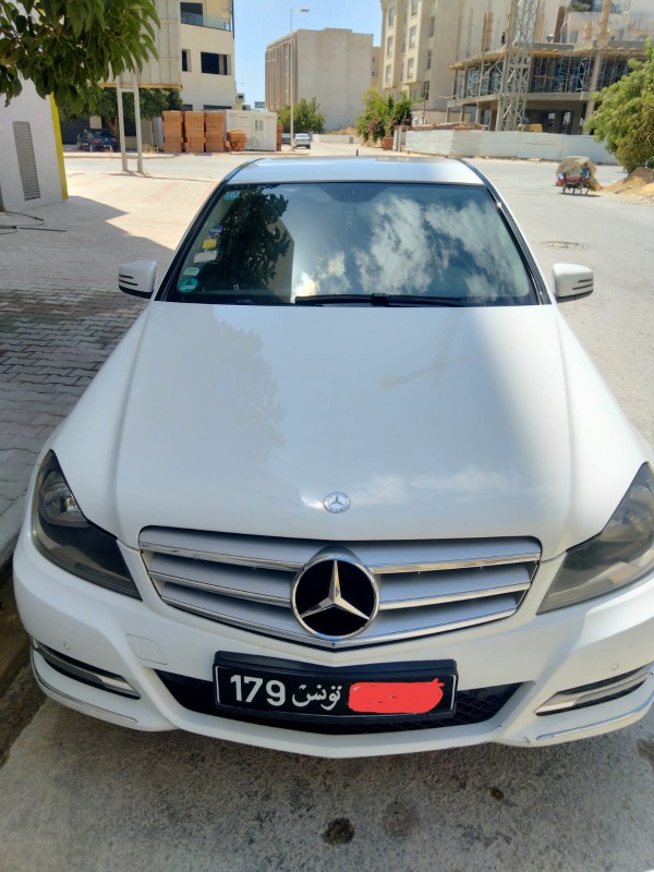 Mercedes Classe C Essence 2013 - Image de l'annonce