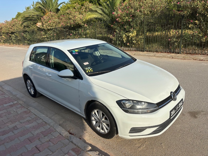 Volkswagen Golf Essence 2018 - Image de l'annonce