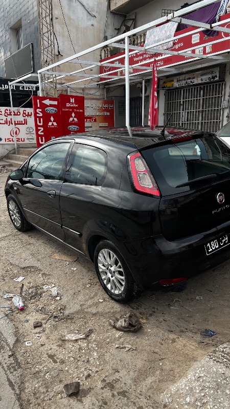 Fiat PUNTO EVO Essence 2012 - Image de l'annonce