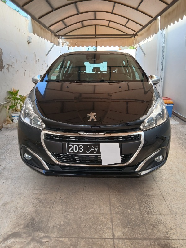 Peugeot 208 Essence 2018 - Image de l'annonce