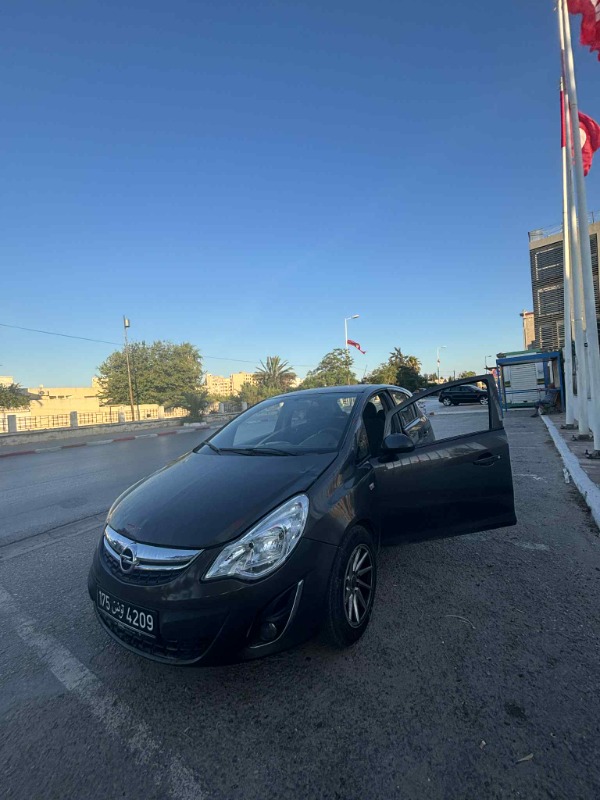 Opel Corsa Essence 2014 - Image de l'annonce