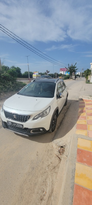 Peugeot 2008 Essence 2017 - Image de l'annonce