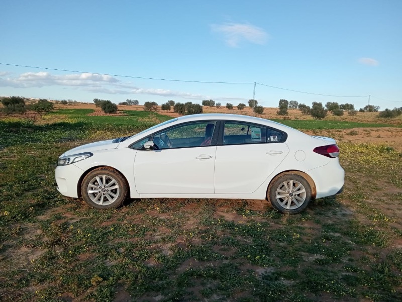 Kia CERATO Essence 2018 - Image de l'annonce