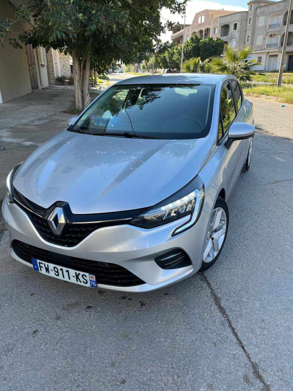 Renault Clio Essence 2021 - Image de l'annonce