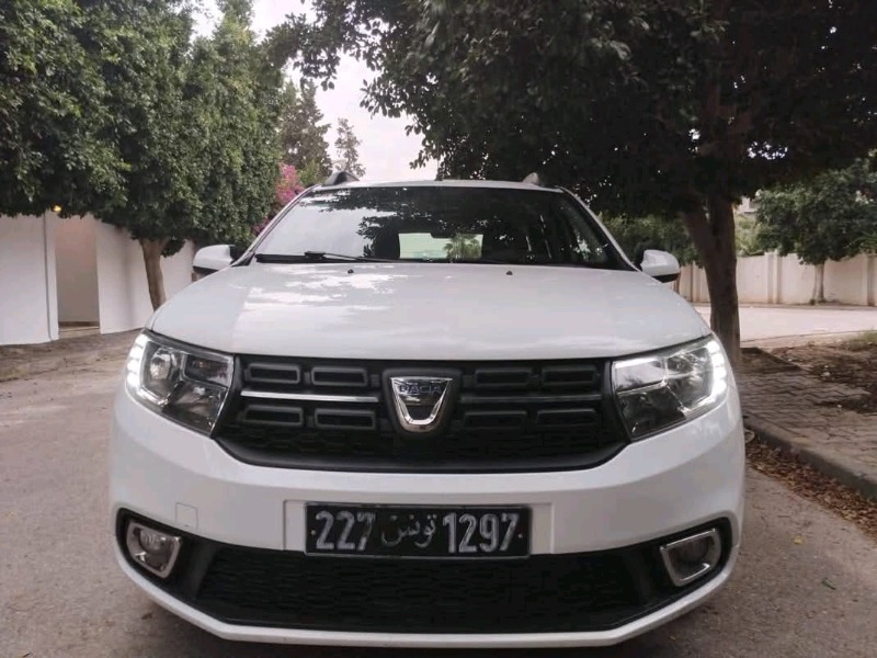 DACIA LOGAN MCV PREMIÈRE MAIN EN EXCELLENT ÉTAT  - Image de l'annonce