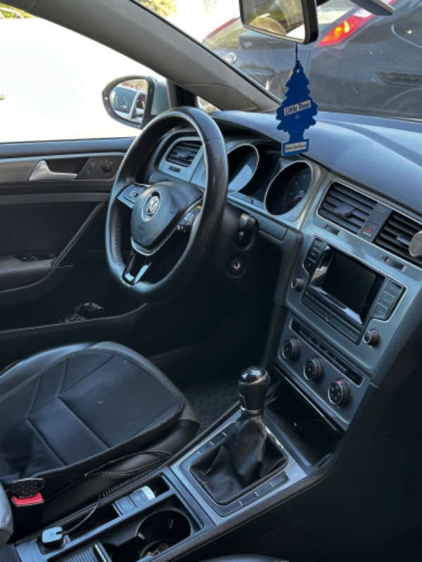 Volkswagen Golf 7 Essence 2014 - Image de l'annonce