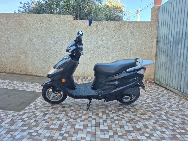 Suzuki An125 - Image de l'annonce