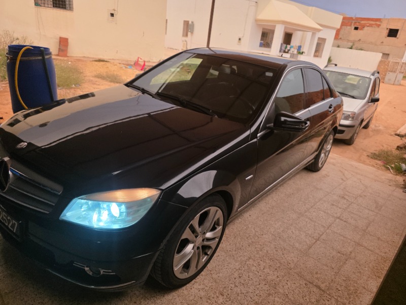 Mercedes Classe C Diesel 2010 - Image de l'annonce