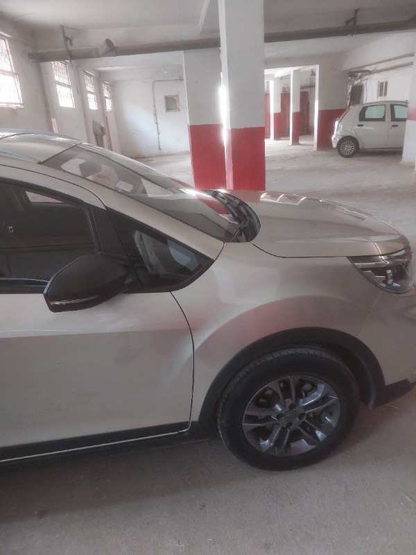 MG Autres Essence 2021 - Image de l'annonce