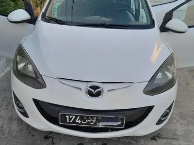 Mazda MAZDA2 Essence 2014