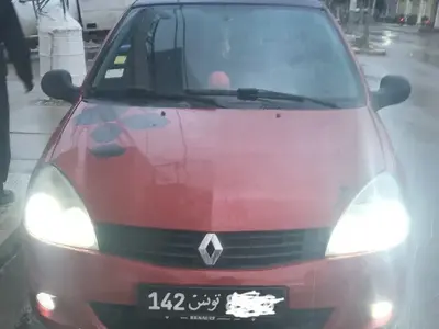 Renault Clio Essence 2010