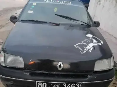 Renault Clio Essence 1997