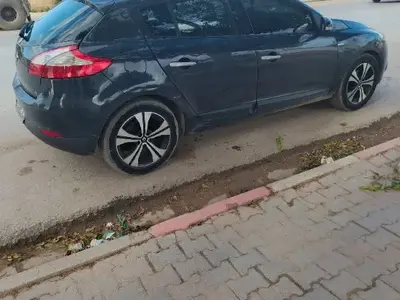 Renault Megane Essence 2011