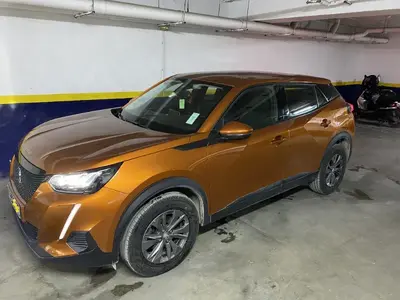 Peugeot 2008 Essence 2021