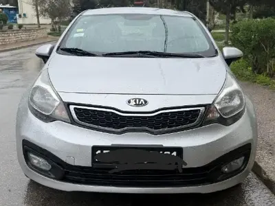 Kia RIO Essence 2014