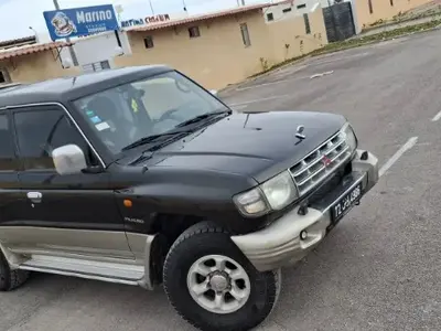 Mitsubishi Pajero 2