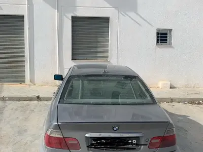 Bmw SERIE 3 VI Essence 2002