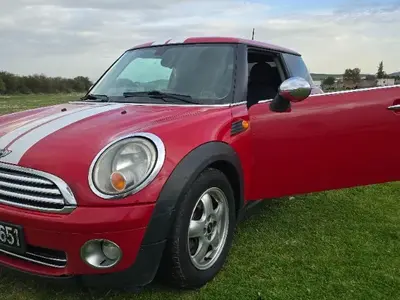 Mini B Essence 2010