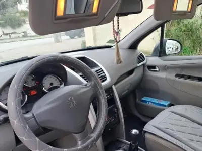 Peugeot 207 Essence 2011