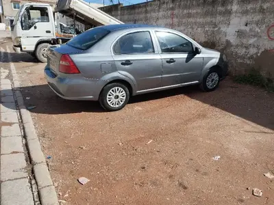 Chevrolet AVEO Essence 2014