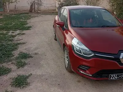 Renault Clio Essence 2022