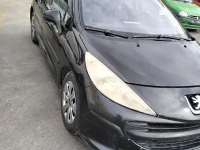 Peugeot 207 Essence 2007