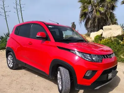 Mahindra KUV 100 Essence 2022