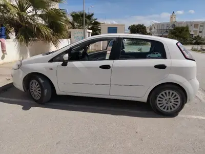 Fiat GRANDE PUNTO Essence 2013