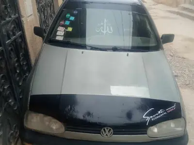 Volkswagen Golf Essence 1995