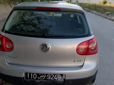 Volkswagen Golf Essence 2003