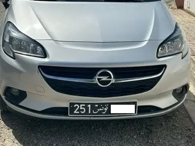 Opel Corsa Essence 2016