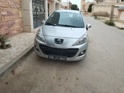 Peugeot 207 Essence 2012