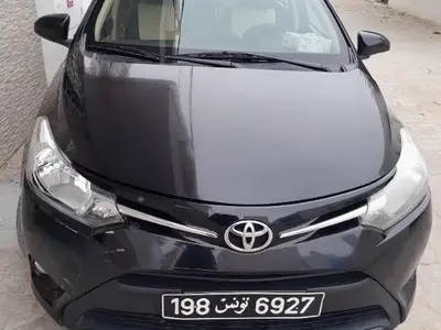 Toyota Yaris Essence 2017