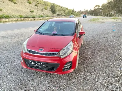 Kia RIO Essence 2015