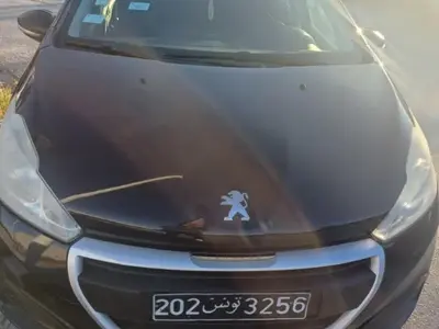 Peugeot 208 Essence 2018