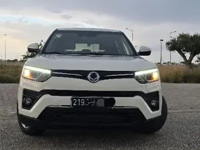 Ssangyong Tivoli Essence 2020