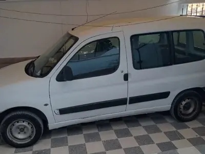 Citroen BERLINGO Essence 2009