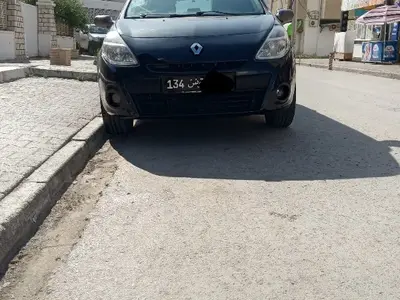 Renault Clio Essence 2009