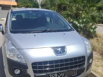 Peugeot 3008 Essence 2011