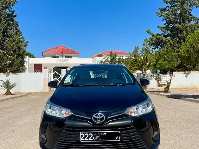 Toyota Yaris Essence 2021