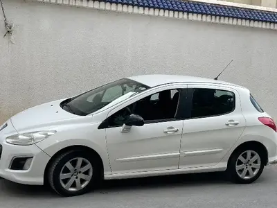 Peugeot 308 Essence 2012