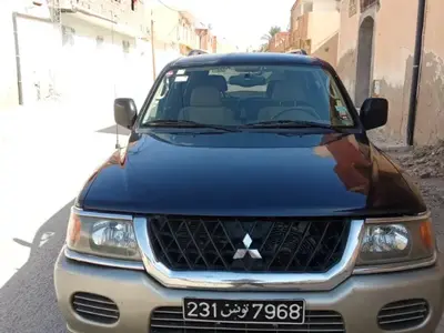 Mitsubishi Montero Essence 2002