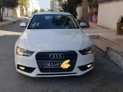 Audi A4 Essence 2012
