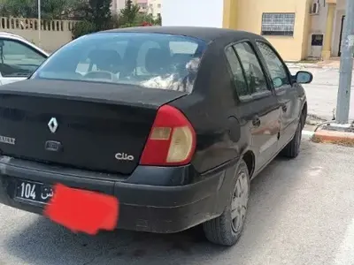 Renault Clio Essence 2004