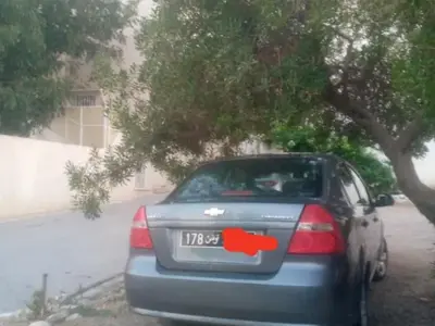 Chevrolet AVEO Essence 2015