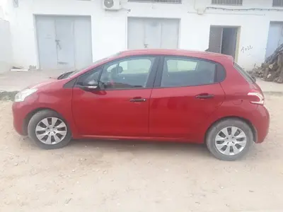 Peugeot 208 Essence 2016