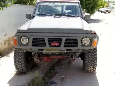 Nissan Patrol Y60 Chassis Long 17 CV motorisation TD 42