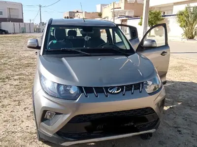 Mahindra KUV 100 Essence 2018