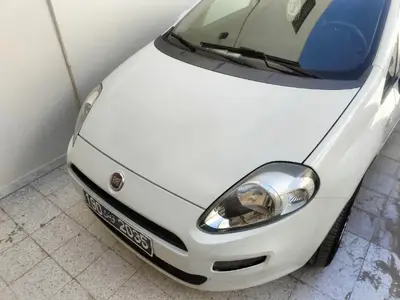 Fiat GRANDE PUNTO Essence 2016