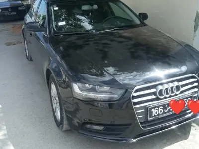 Audi A4 Essence 2013